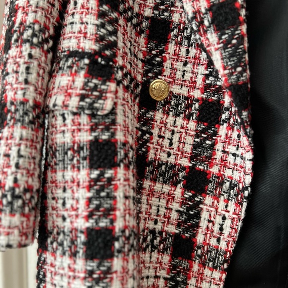 Blogger FAVORITE rare Zara tweed blazer - Picture 8 of 8